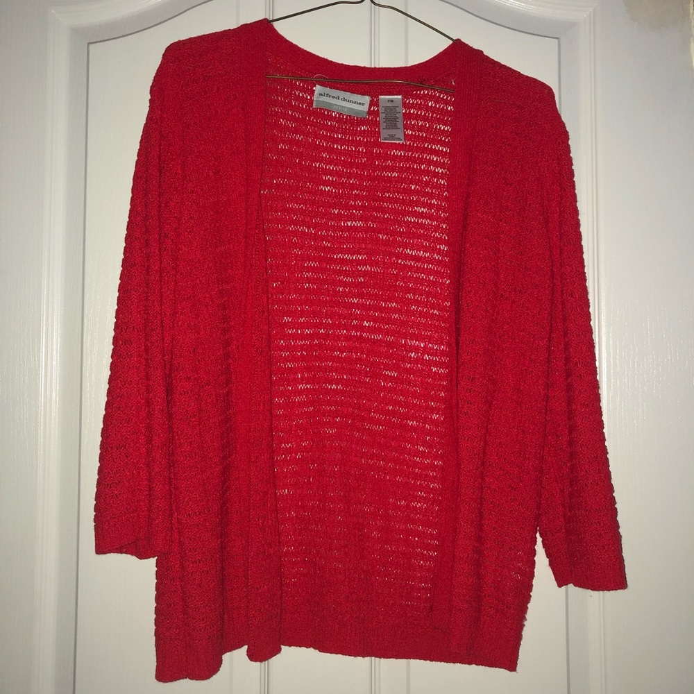 Sweater (3/4’s sleeves)